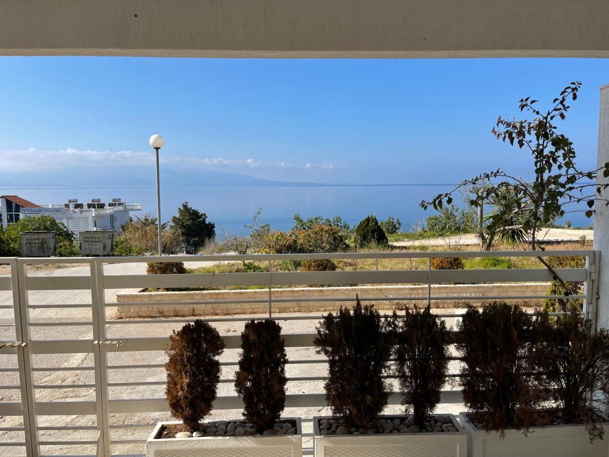 Wave Apartments Saranda Экстерьер фото